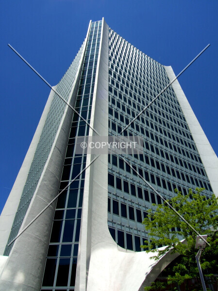 Photo 144-437-615