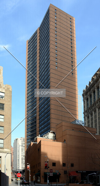 Photo 145-648-988