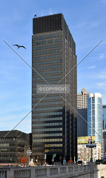 Photo 147-460-890
