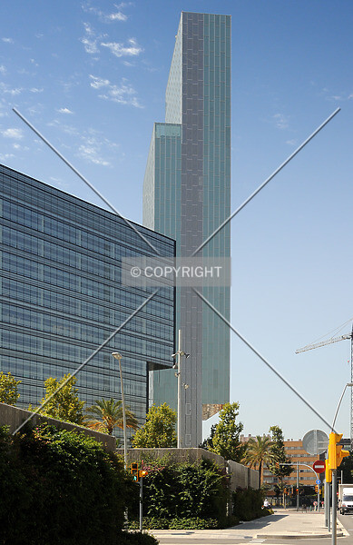 Photo 147-643-285