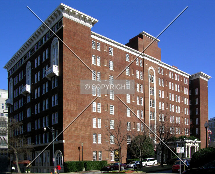 Photo 147-670-777
