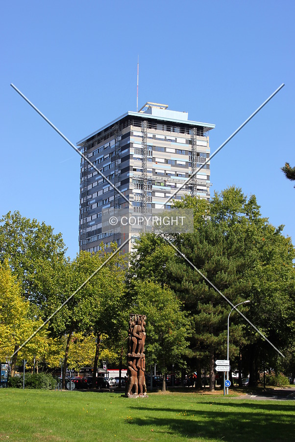 Photo 147-722-518