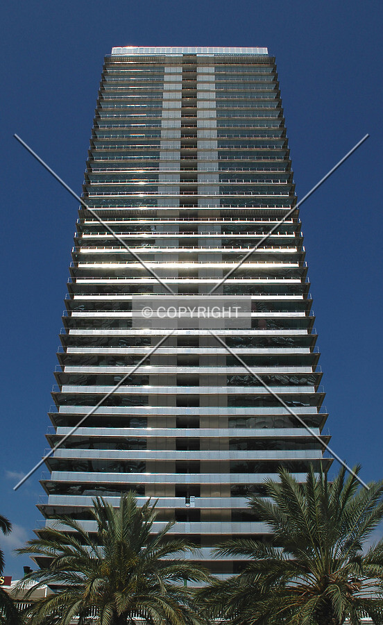 Photo 147-947-325