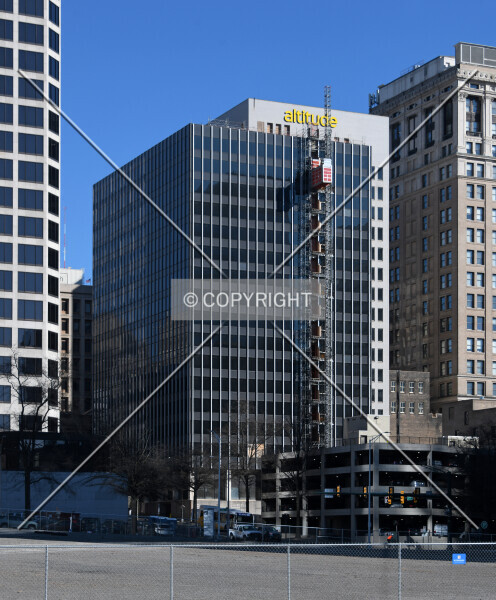 Photo 150-647-636