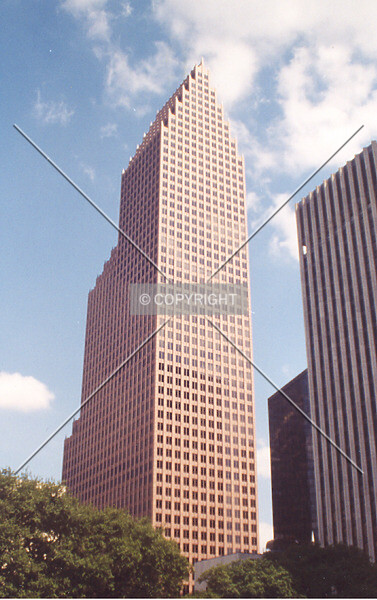 Photo 151-606-952