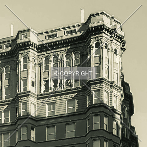 Photo 151-748-945