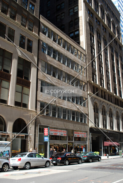 Photo 153-038-885