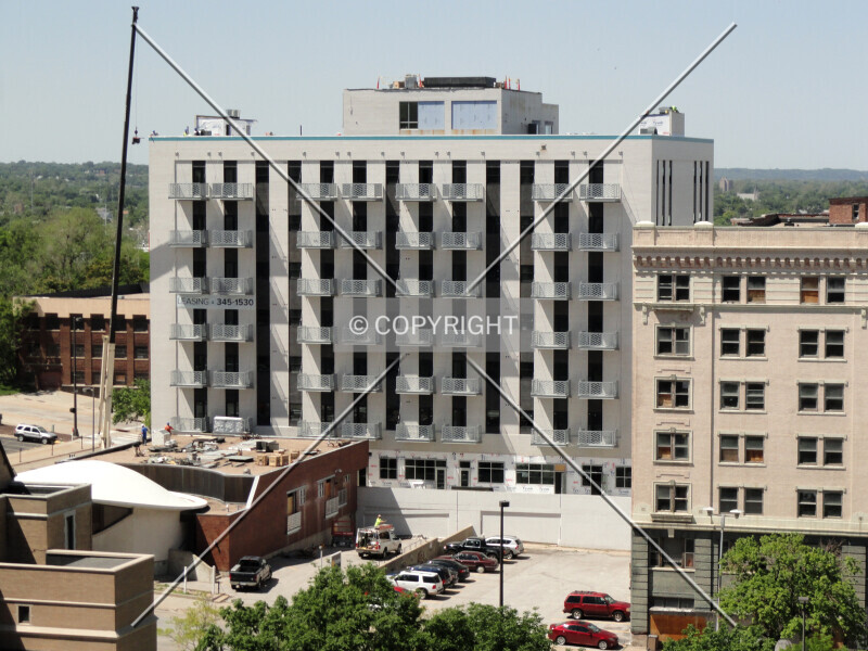 Photo 155-072-762