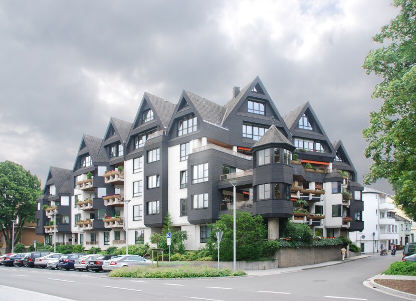 Konrad-Adenauer-Allee 20-22