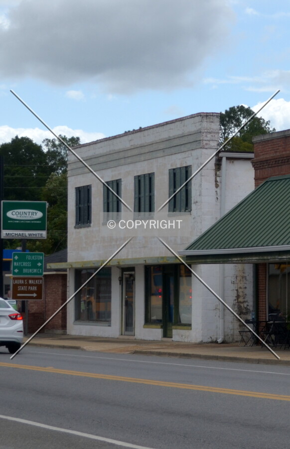 Photo 155-881-371