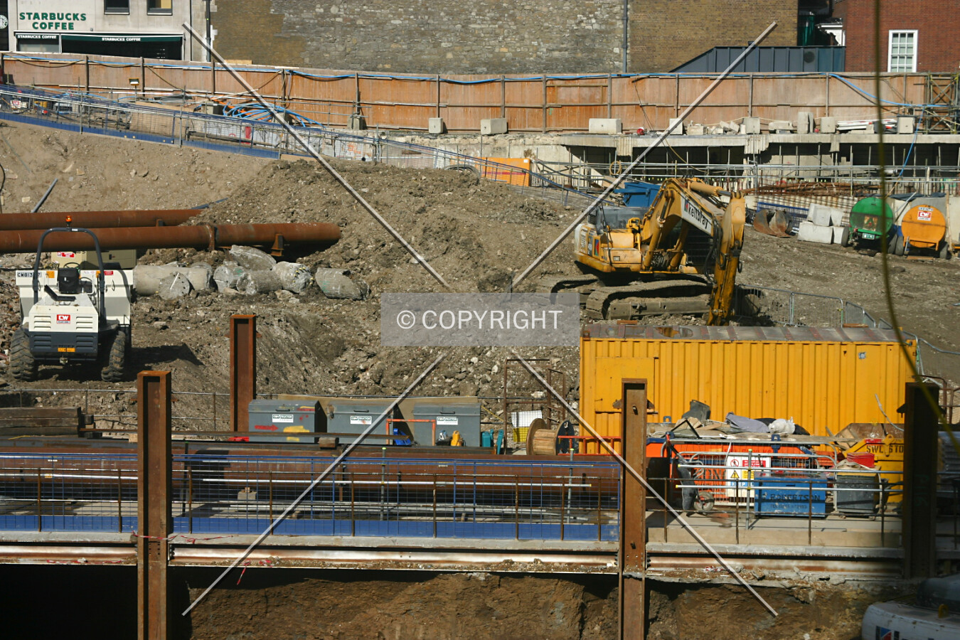 View north into the pit from Cannon Street