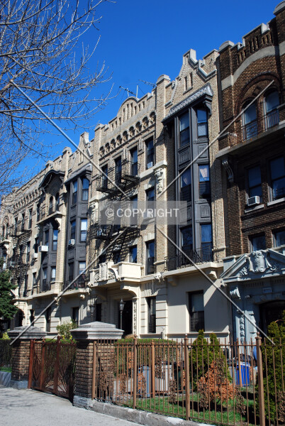 Photo 156-592-951