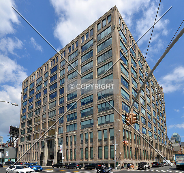 Photo 156-715-739