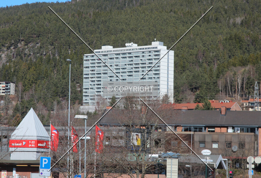 Photo 162-000-937