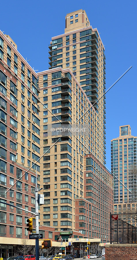 View from the south on West End Avenue