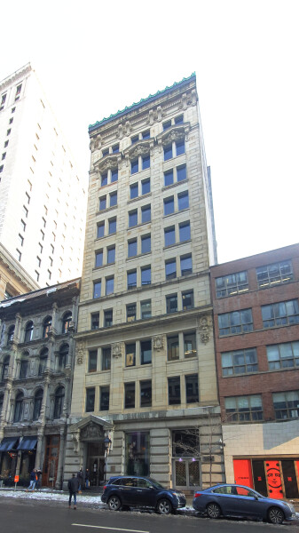 Photo 164-201-912