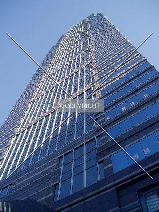From below and to the southeast on the corner of 16th and Chestnut Streets