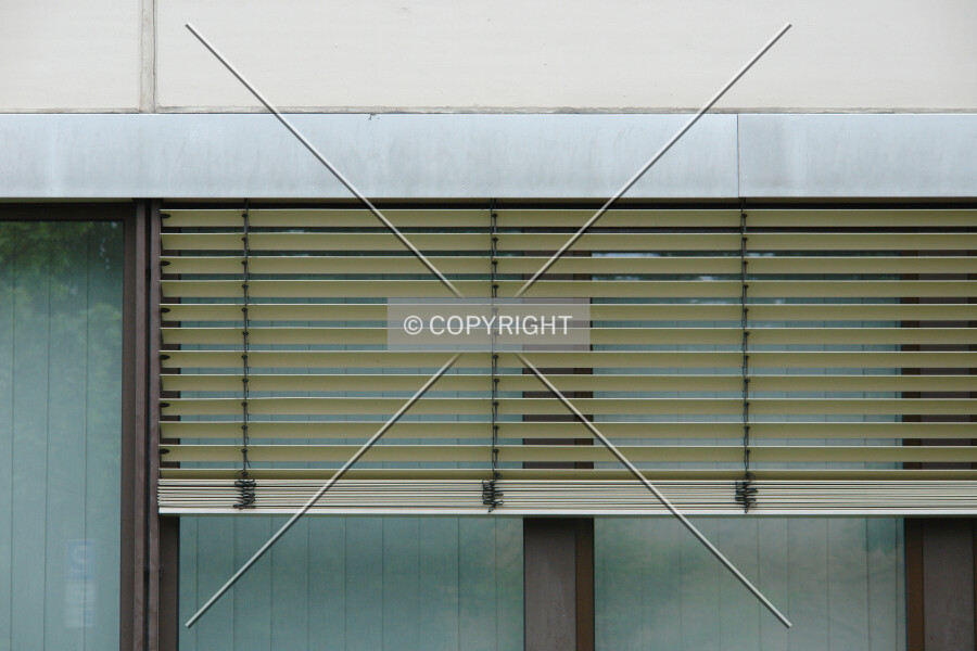 Photo 165-264-052