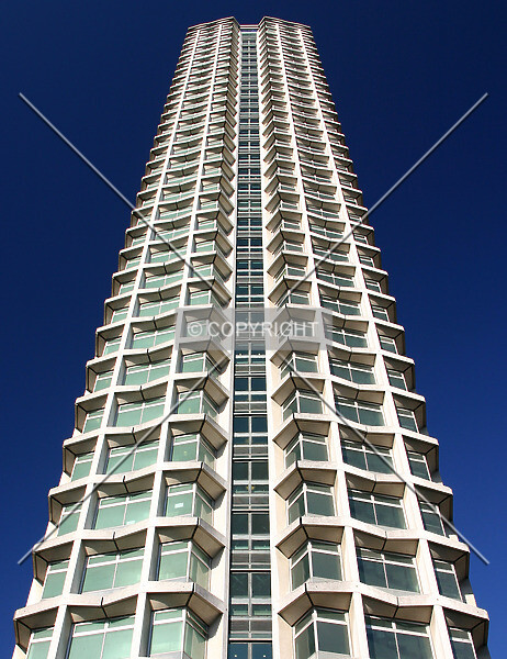 Photo 165-446-904