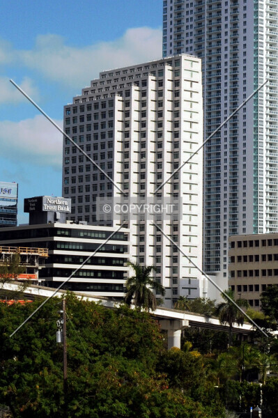 Photo 165-545-962