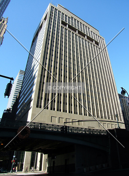 Photo 166-306-943
