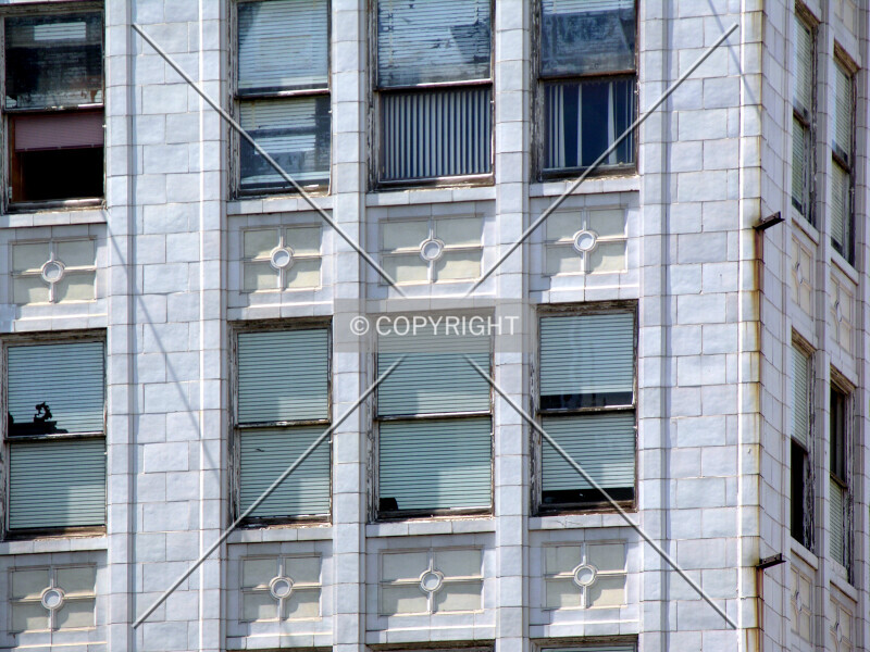 Photo 168-738-834