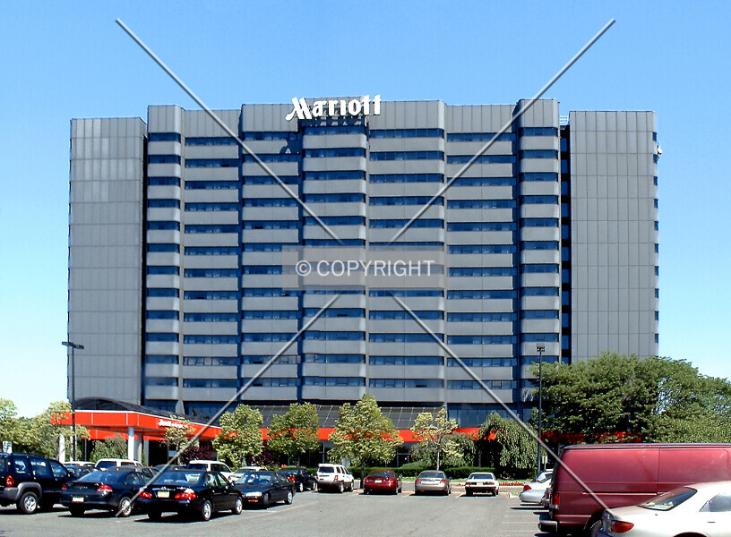Teaneck Marriott at Glenpointe