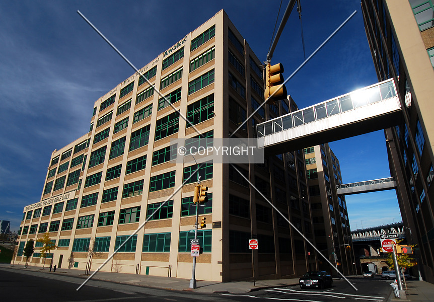 Photo 171-369-412