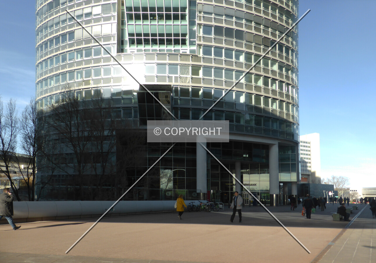 Photo 172-912-464
