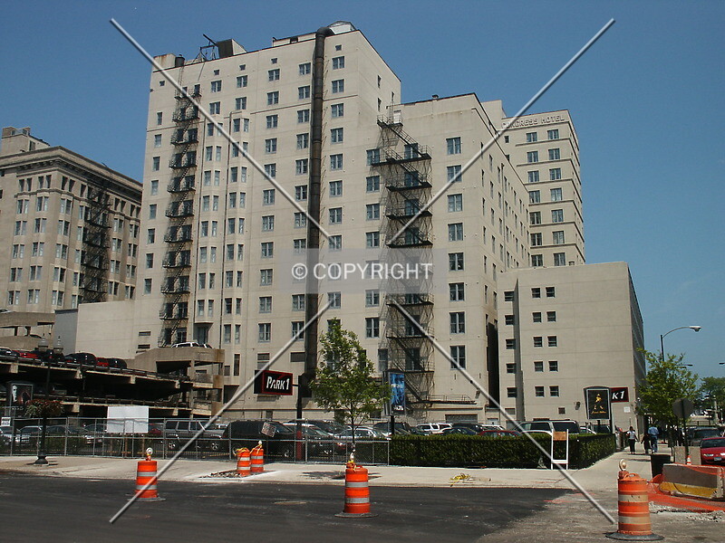 Photo 174-437-984