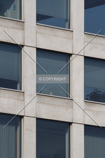 Photo 176-728-992