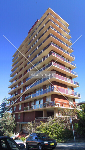 Photo 178-299-961