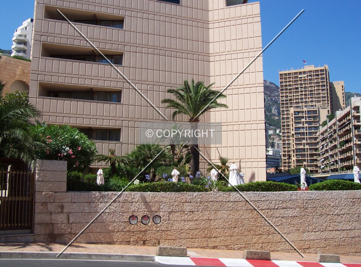 Photo 179-481-969