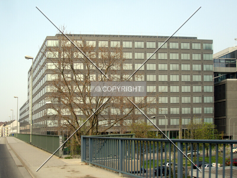 Photo 180-335-535