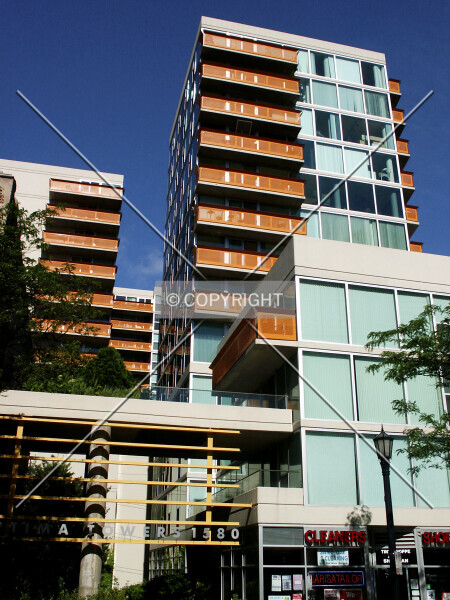 Photo 184-055-703