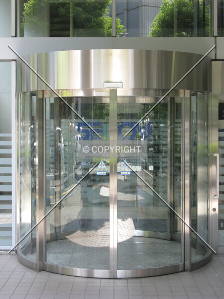 Photo 186-550-637