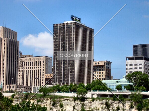 Photo 187-490-979