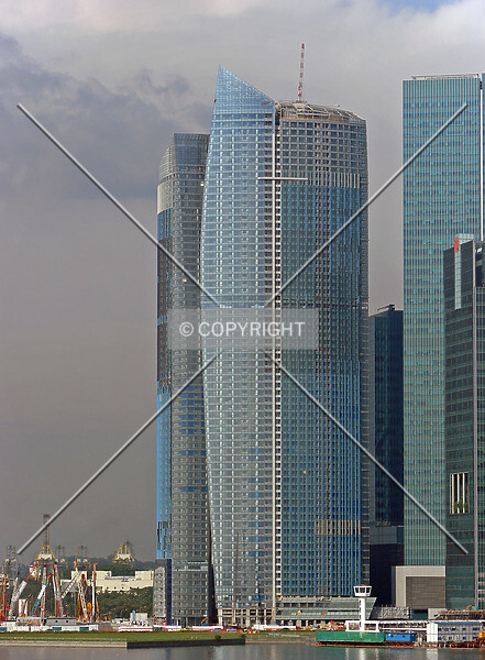 189-858-077
