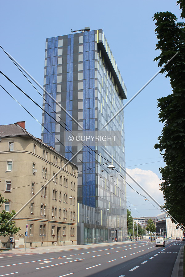 Photo 190-527-964