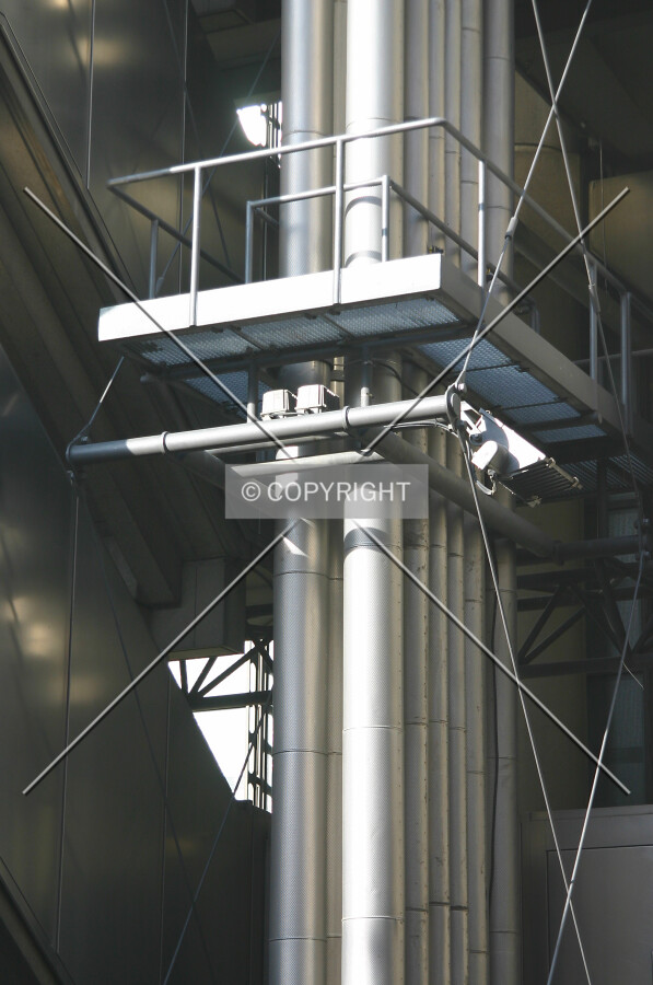 Metalwork and gantry
