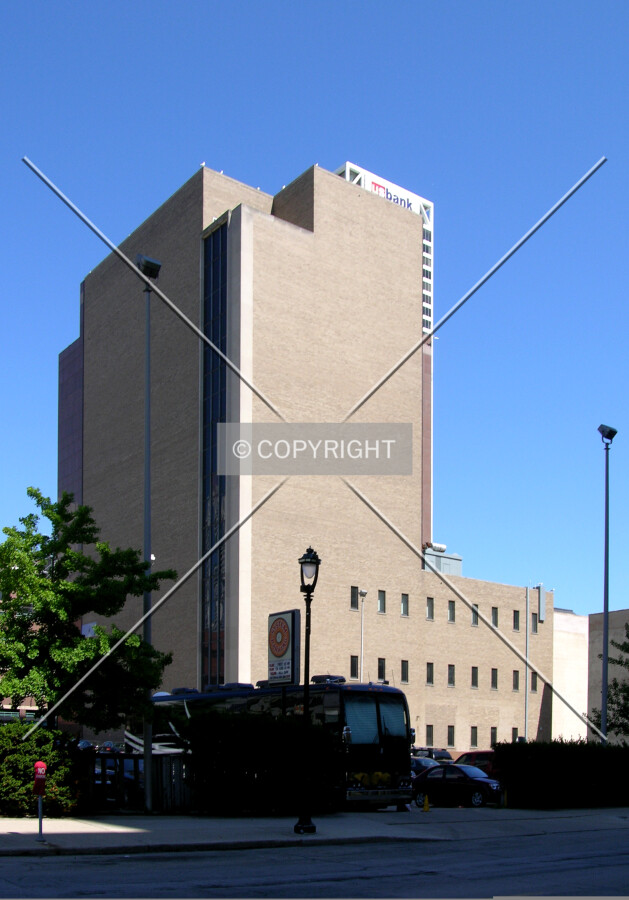 From East Mason Street to the northwest