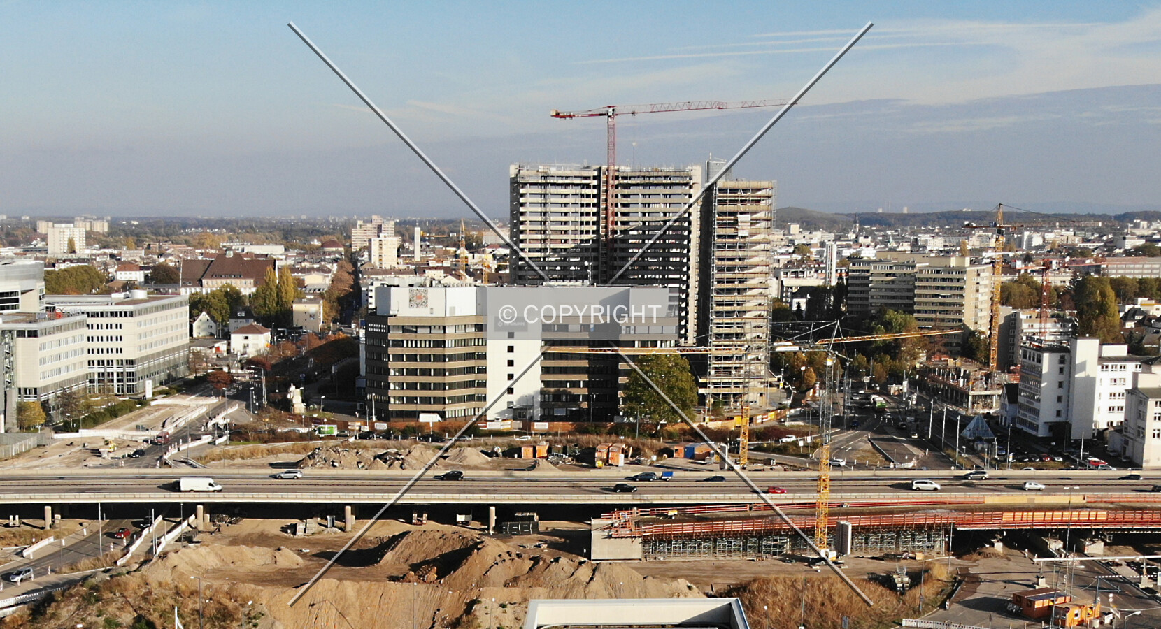 Photo 199-453-732