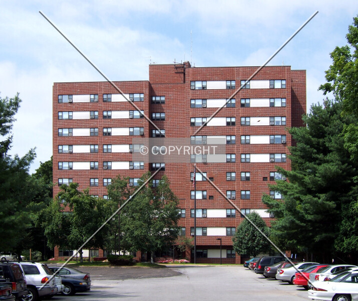 Earl Towers