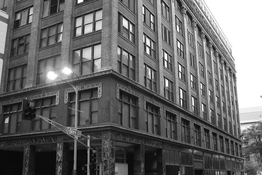 Photo 209-987-401