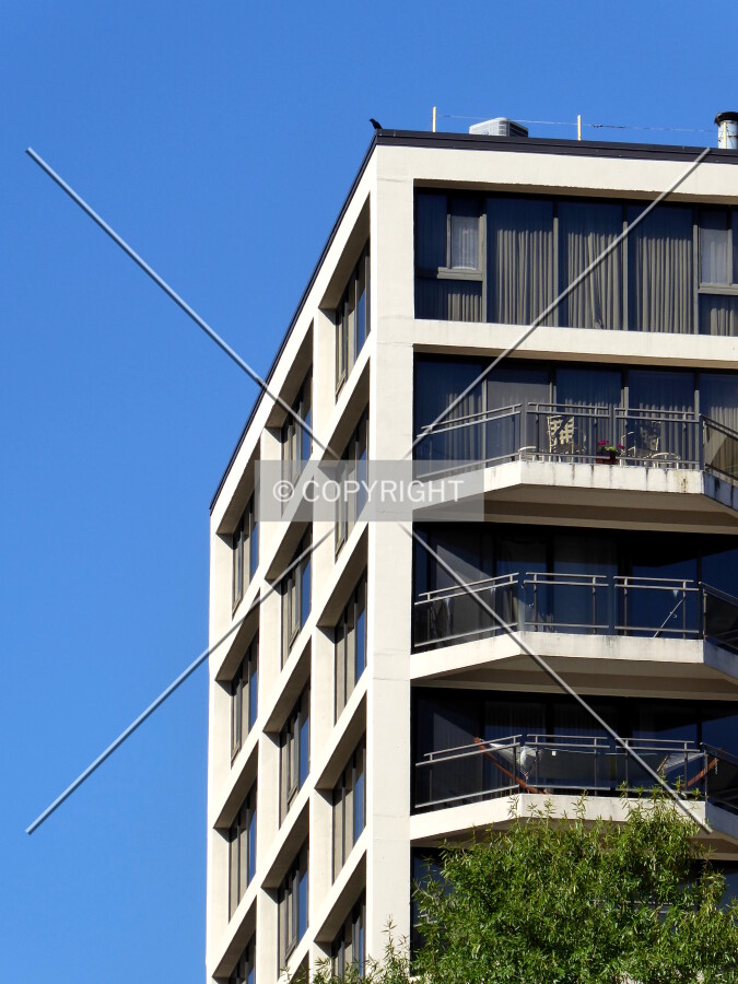 Southeast corner detail