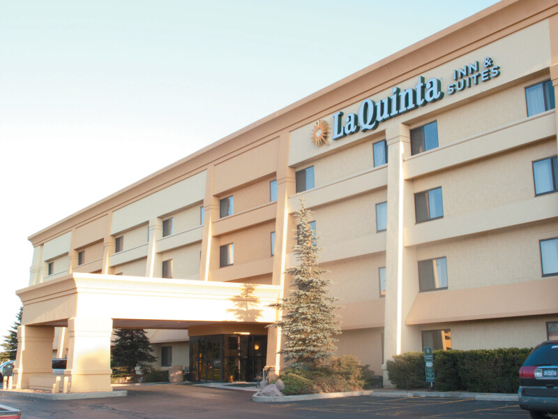 La Quinta Inn & Suites Chicago Gurnee