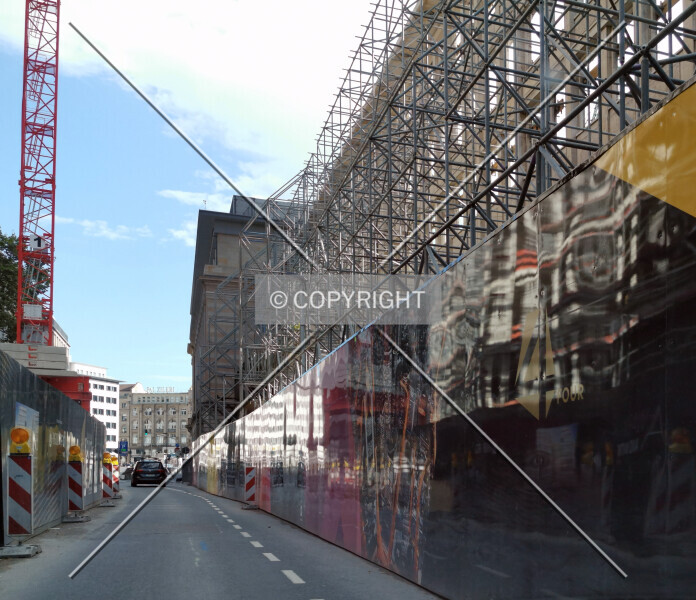 214-635-692