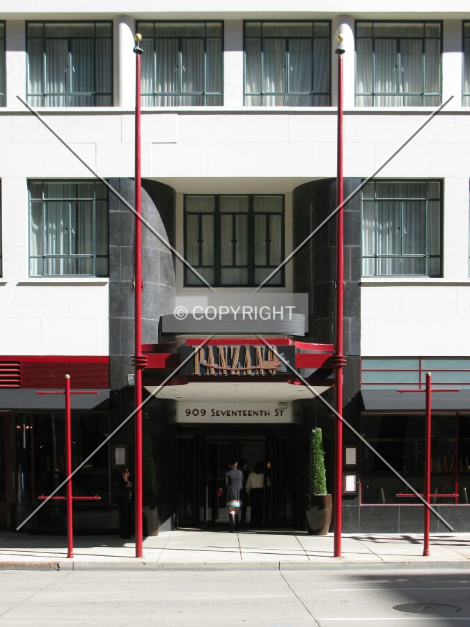 17th Street entrance