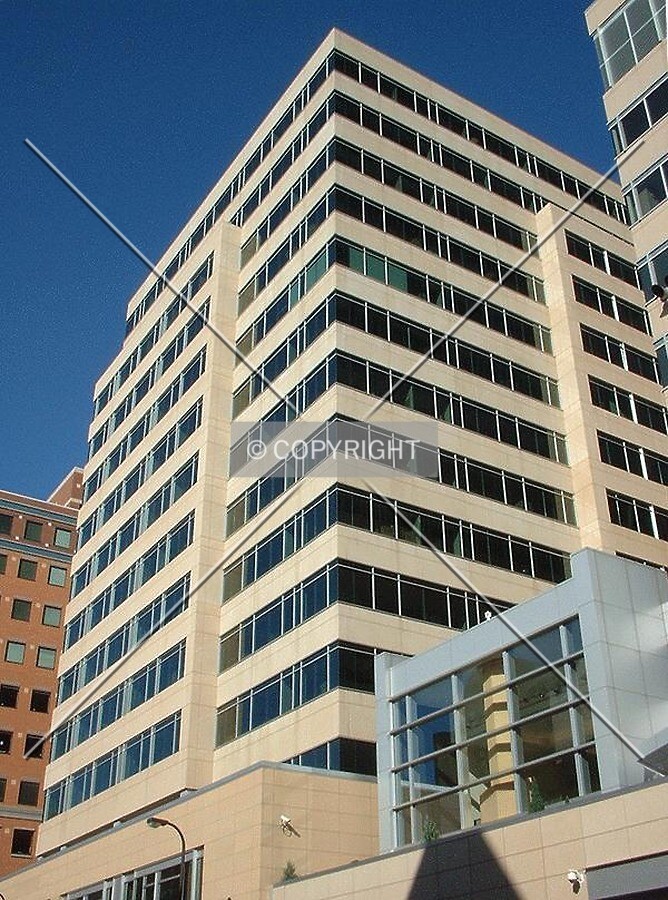 Close-up view of southwest corner, from LaSalle Avenue