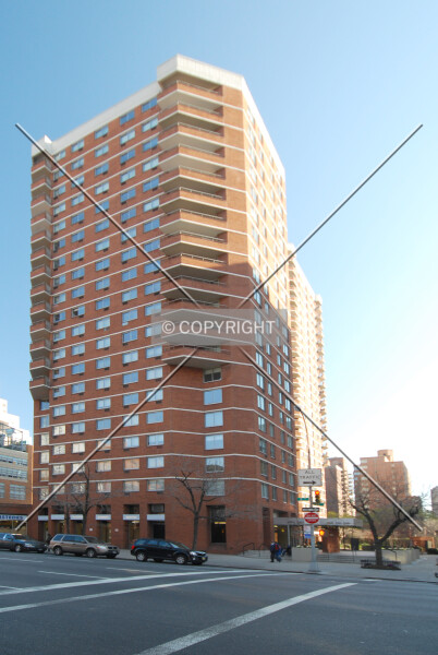 Photo 221-235-216